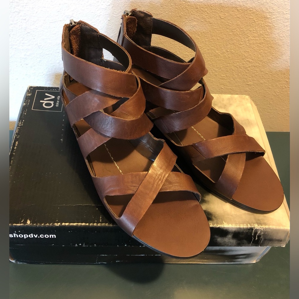 NIB DV by Dolce Vita Marci Brown Leather Strappy Sandals - 8.5